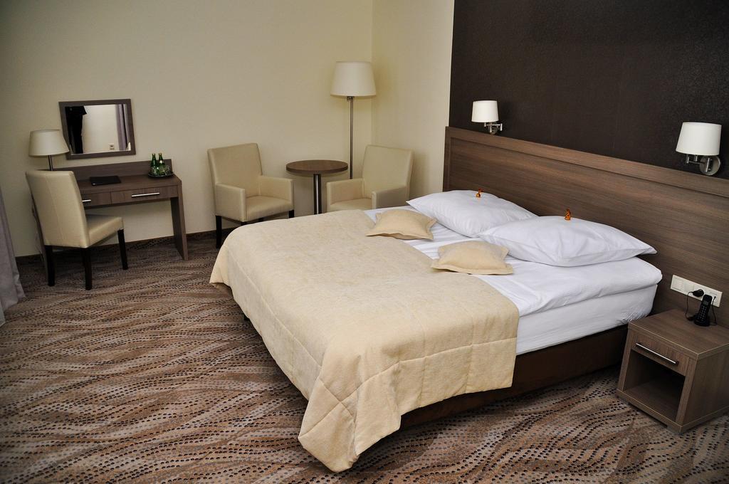 Hotel Gromada Arka Lux Koszalin Eksteriør billede